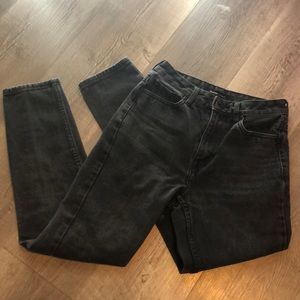 Blue notes black baggy jeans